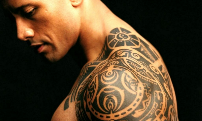 Останнім часом нанесення тимчасових татуювань на тіло все більше і більше набирає популярність